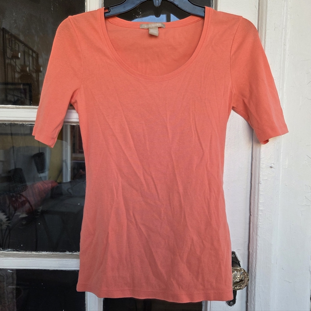 Banana Republic Coral Short Sleeve Tee
